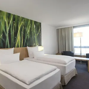Nh West 4*, Berlín Alemania